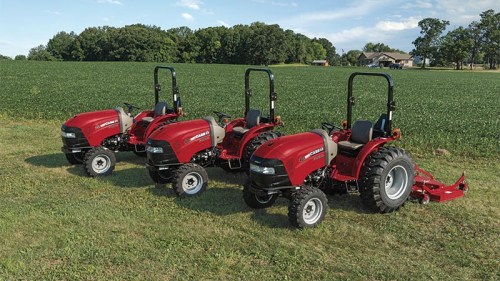 Compact Farmall A Series II Family_2231_08-15